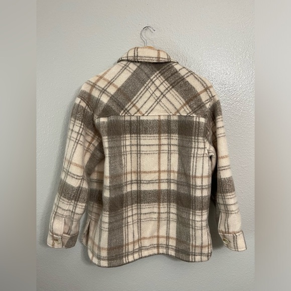 Zara Plaid Shacket / Overshirt - Picture 10 of 10